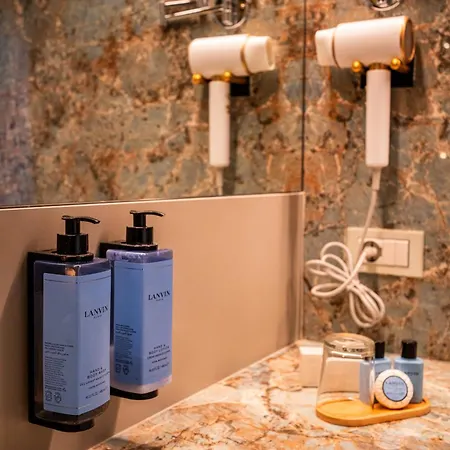 Palazzo Martinelli 4*